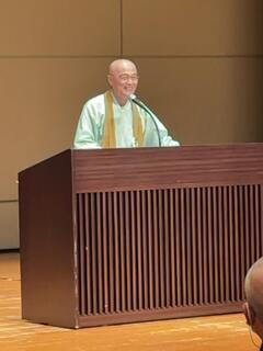 『人生の宝を集める』講演の様子