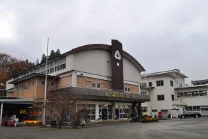 長谷小学校（写真）