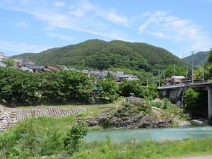 藤沢川と三峰川の合流点の写真