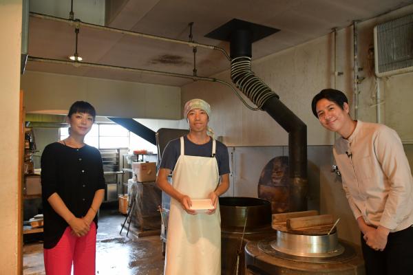 豆腐工房まめやさんでの収録の様子